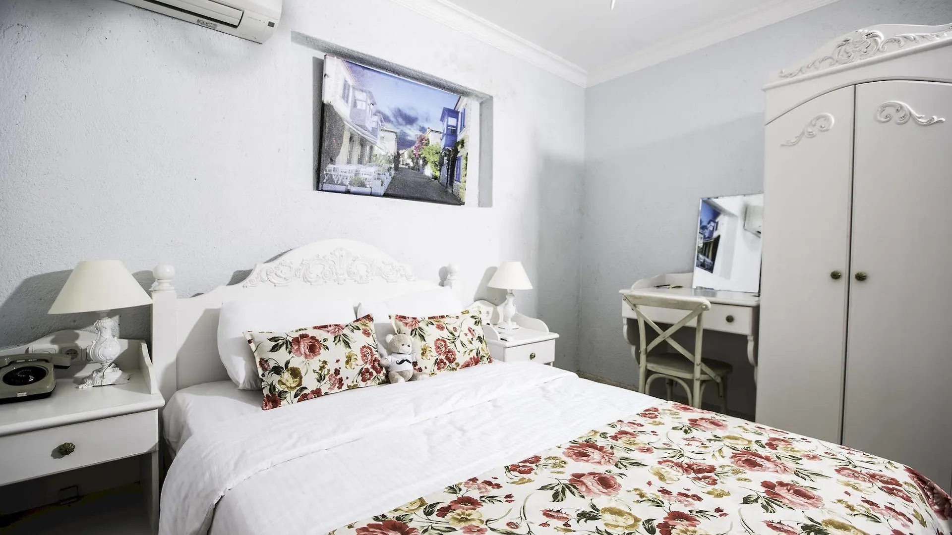 The White Hotel Alaçatı